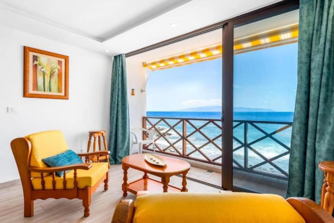 Neptuno Ocean Front Suite Puerto de Santiago  Kültér fotó